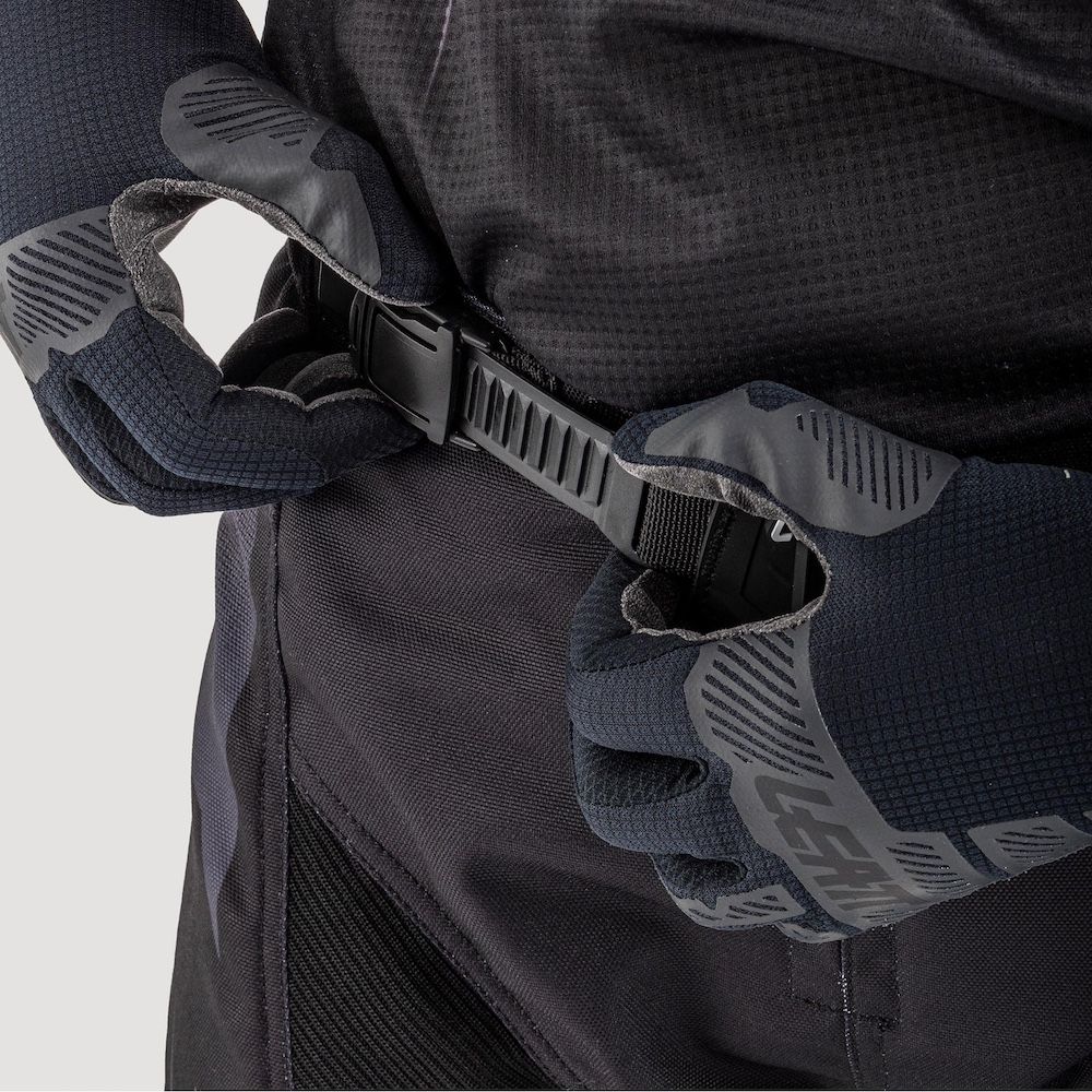 Kit Leatt Moto 3.5 Mini Negro 25 - Imagen 6