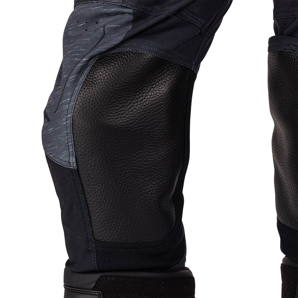 Pantalón Leatt Moto 4.5 Junior V26 Stealth - Imagen 4