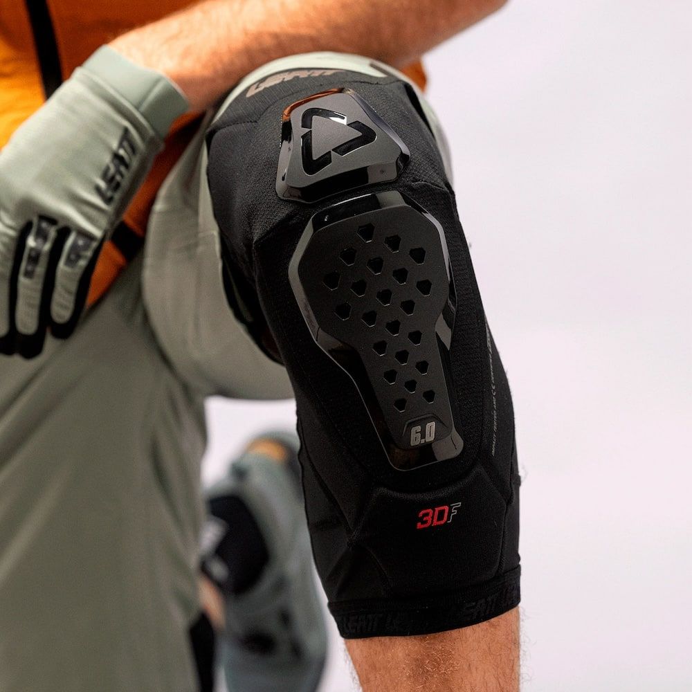 Rodilleras Leatt 6.0 Evo Black - Imagen 3